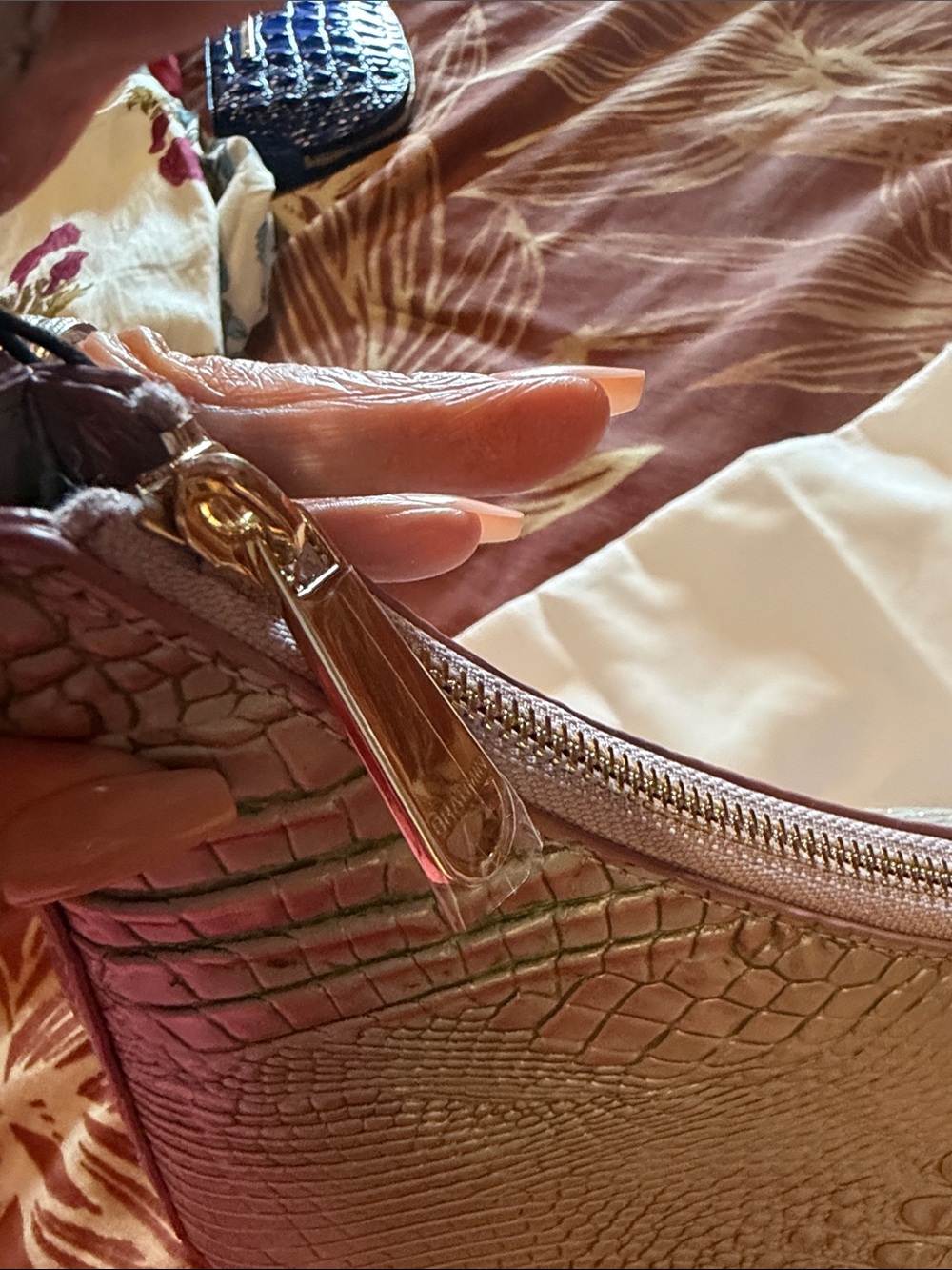 Brahmin Bekka Flirty Melbourne Shoulder Bag - Picture 5 of 11